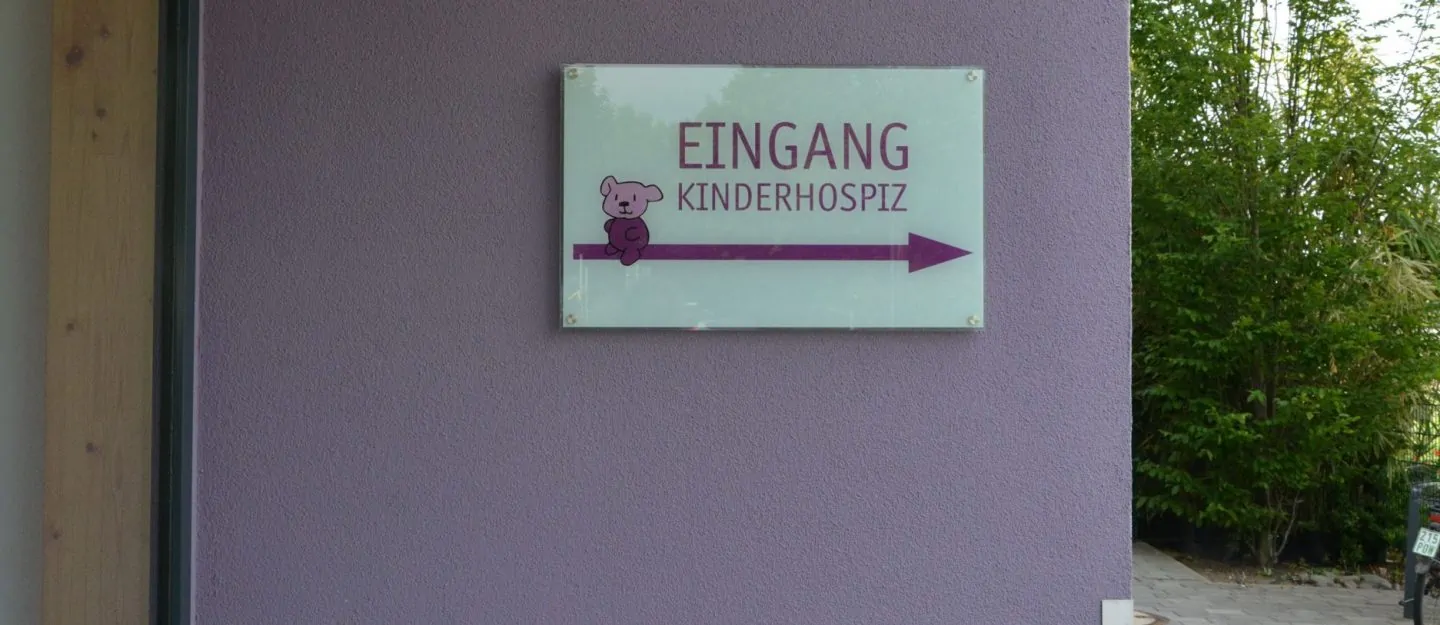 Children hospice Wiesbaden entry